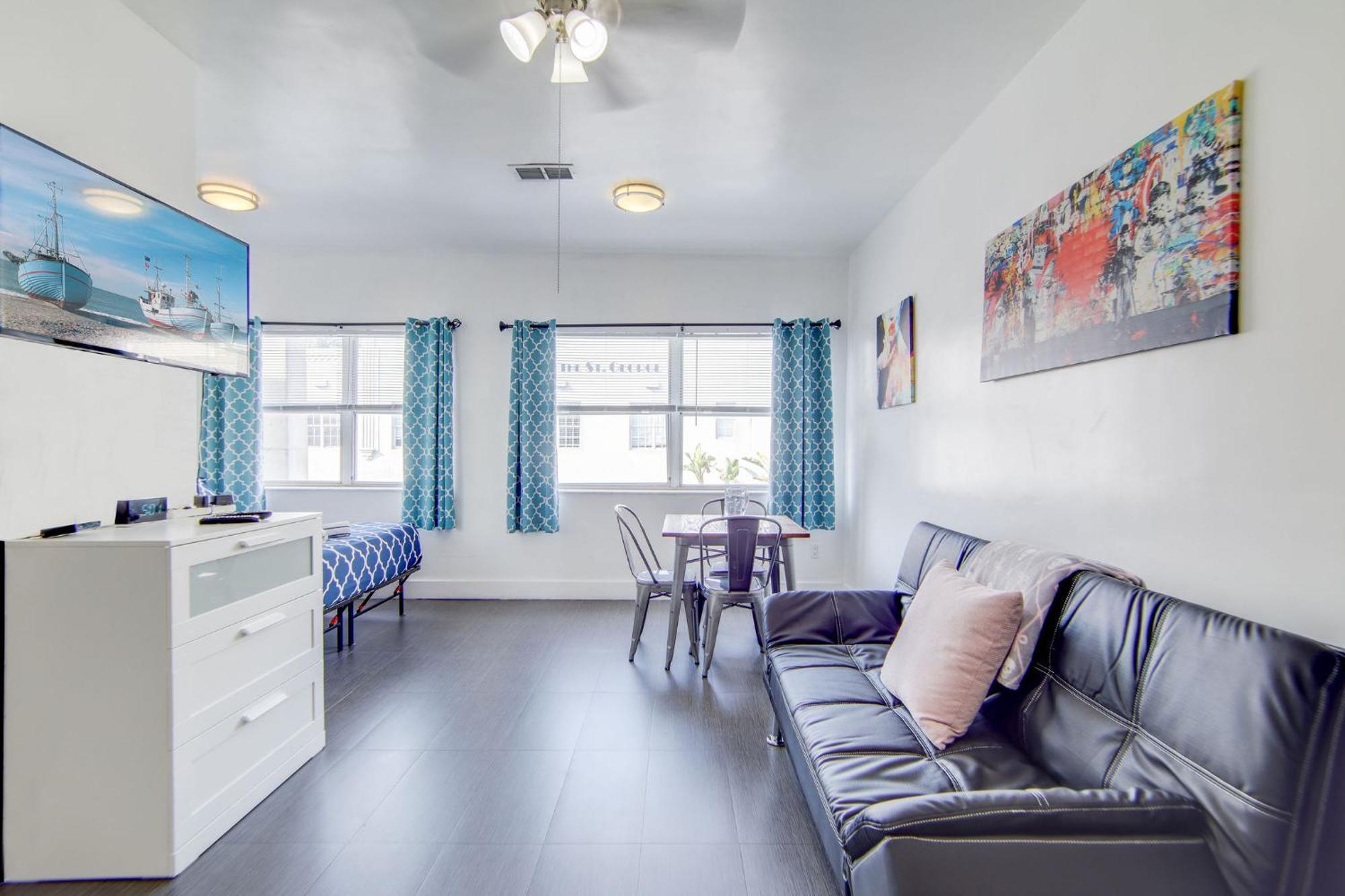 Chic Large Studio Apt Near Ocean Drive South Beach Miami Beach Exterior photo